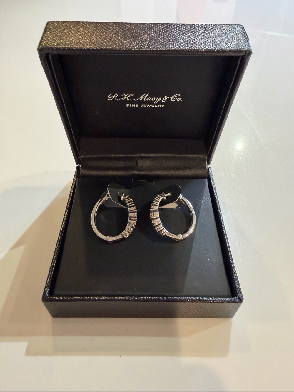 R.H. Macy & Co. Fine Jewelry 925 Sterling Silver Hoop Earrings